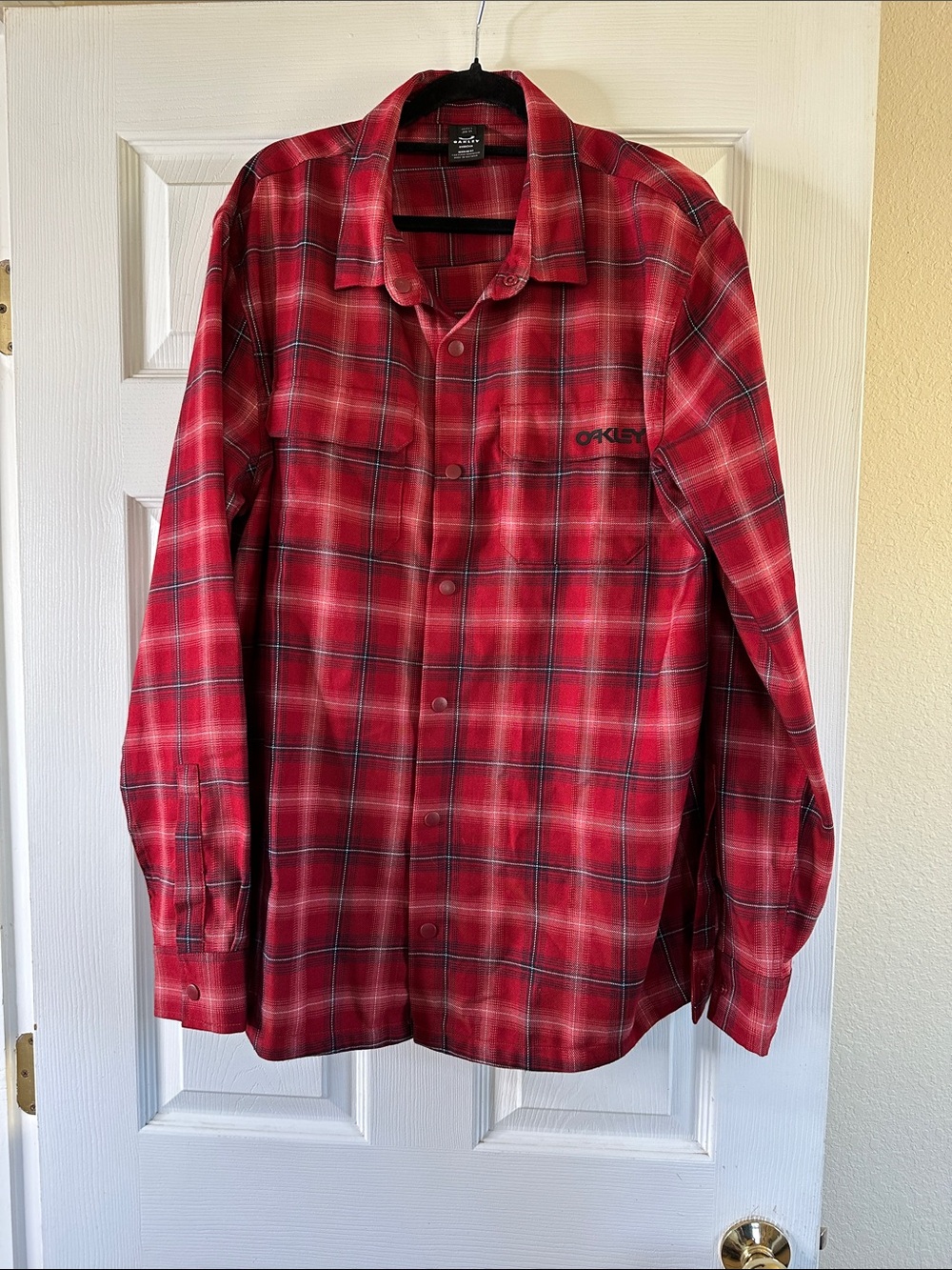 Oakley Red Plaid Long-Sleeve Button-Down Shirt